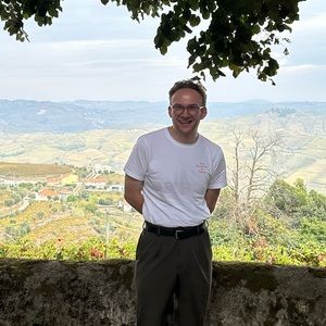 Meet your Posher, James